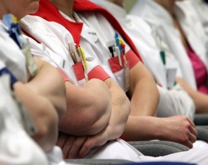 Министр Кравченко подняла зарплату «измученным» бердским врачам